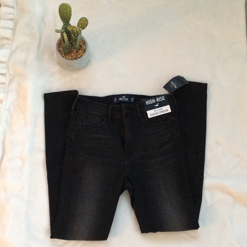 1R High Rise Super Skinny Hollister Jeans